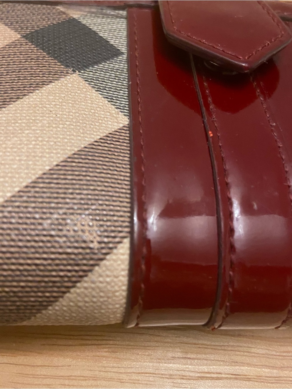 Burberry Classic Nova Check Pattern Compact Wallet Burgundy with Silver Metal. - Picture 7 of 13